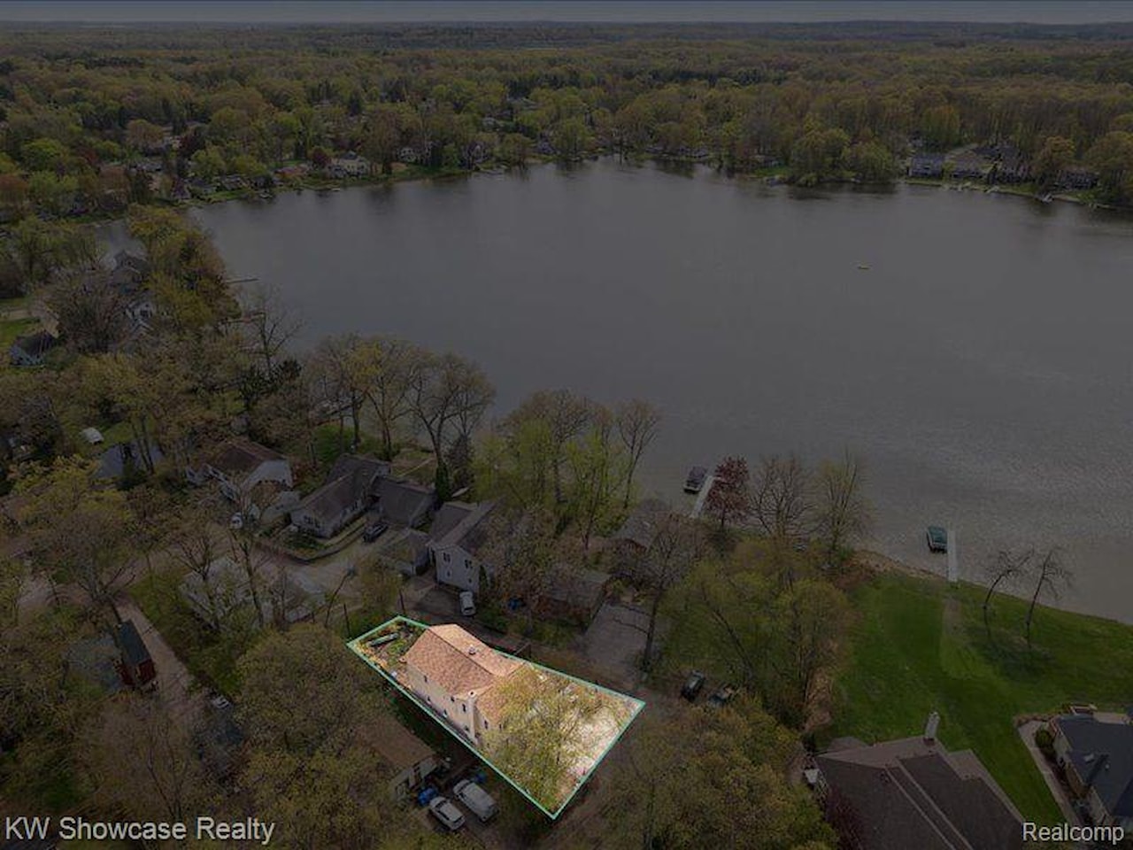 1735 Wickham in Commerce Twp, MI Photo 48