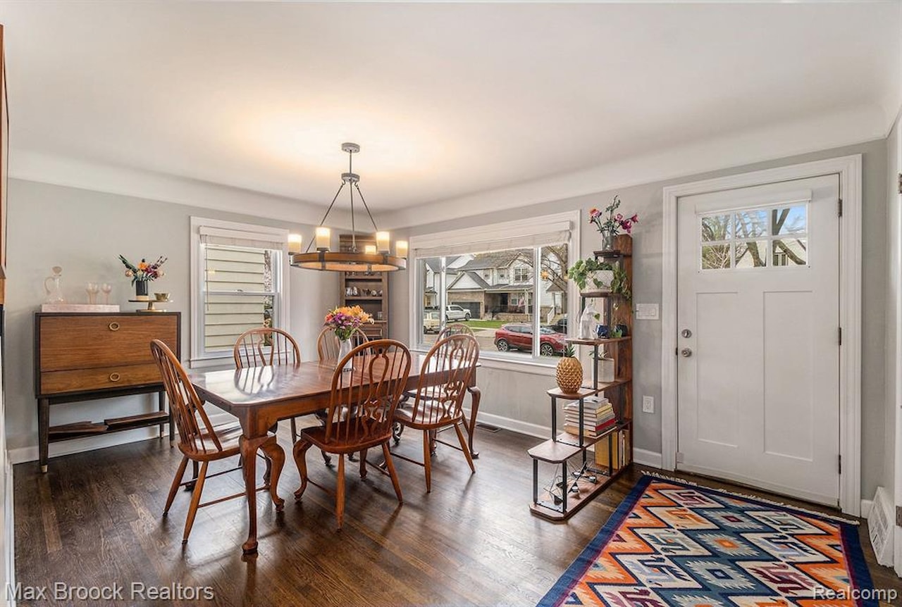 1211 N Blair Ave in Royal Oak, MI Photo 13
