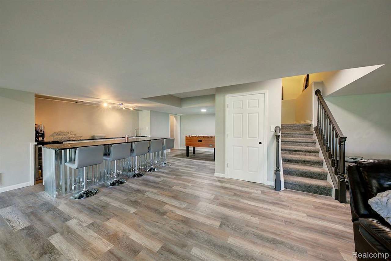 3978 Chanda in Highland Twp, MI Photo 46