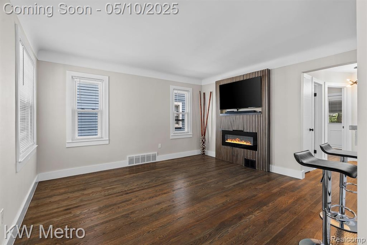 3110 Ellwood Ave in Berkley, MI Photo 5