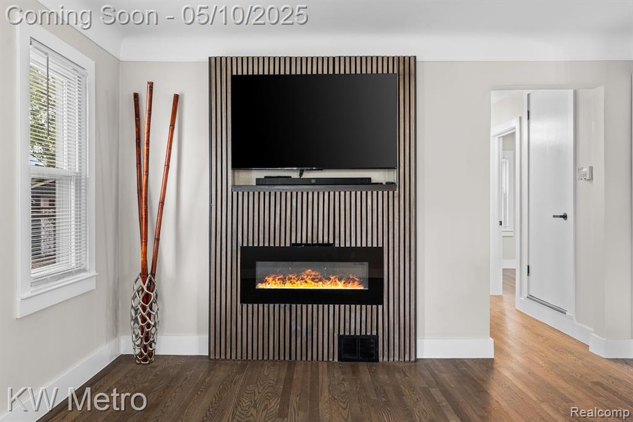 3110 Ellwood Ave in Berkley, MI Photo 6