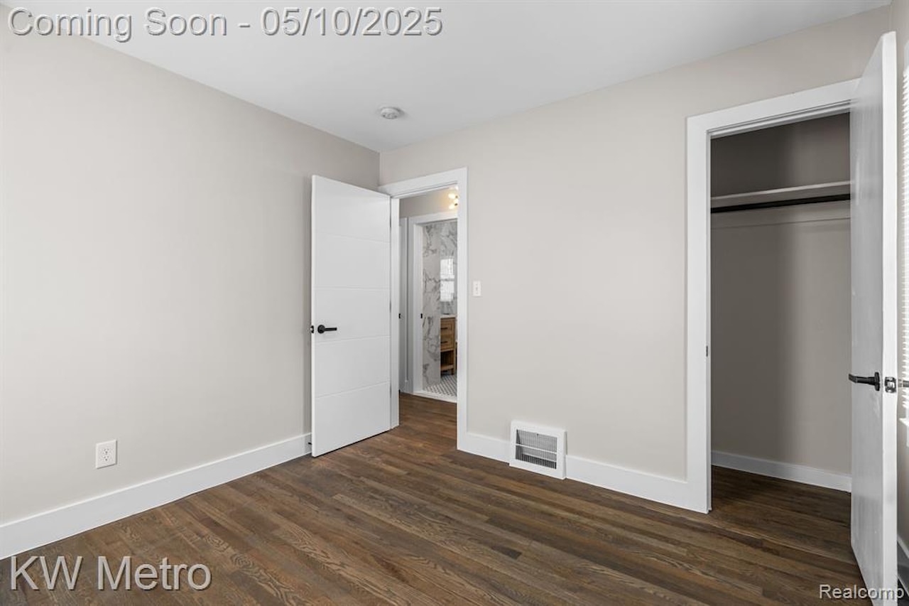 3110 Ellwood Ave in Berkley, MI Photo 13