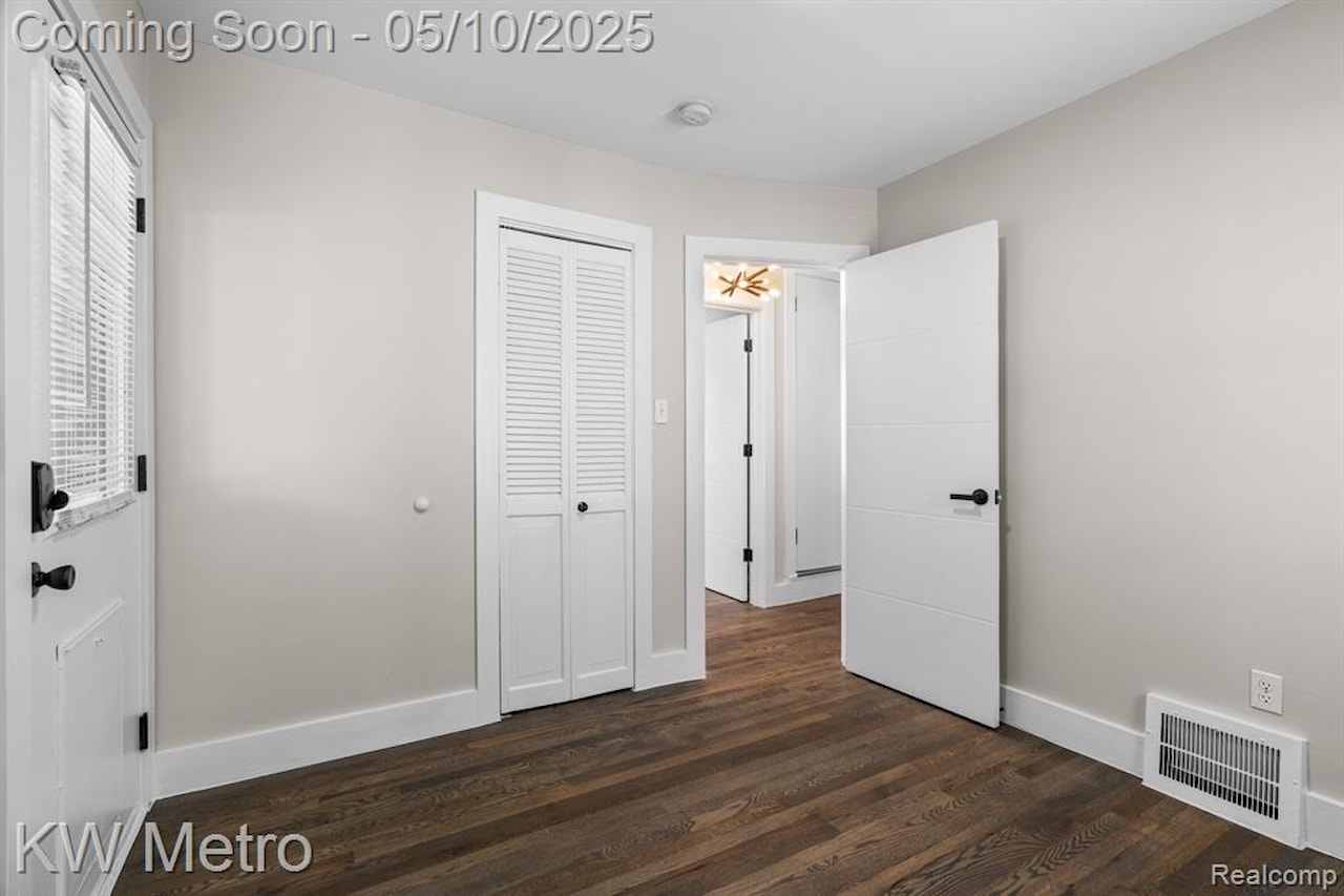3110 Ellwood Ave in Berkley, MI Photo 16