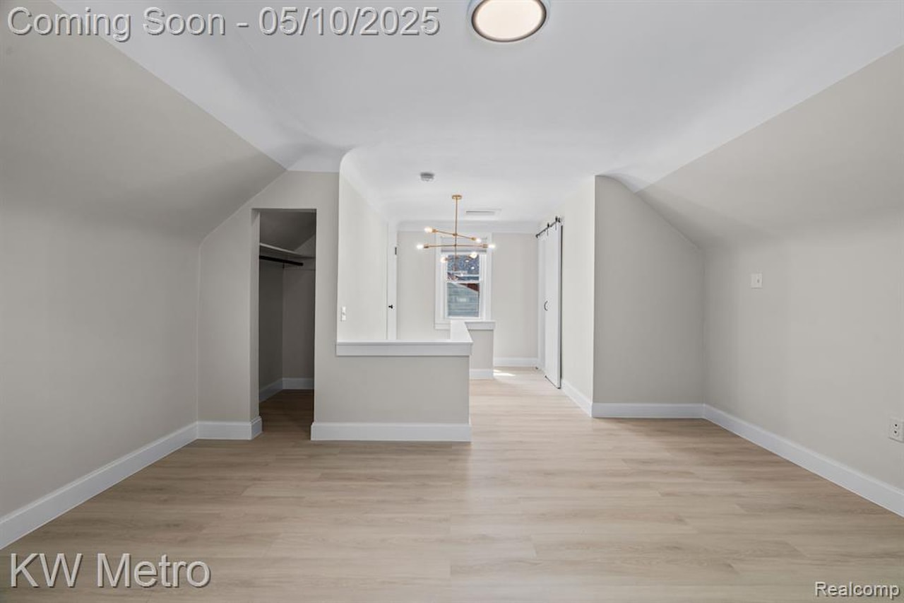 3110 Ellwood Ave in Berkley, MI Photo 19