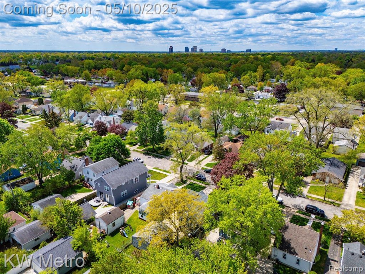 3110 Ellwood Ave in Berkley, MI Photo 32