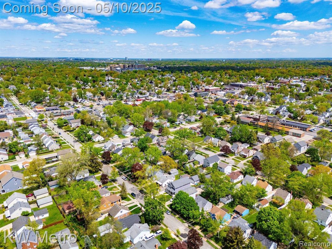3110 Ellwood Ave in Berkley, MI Photo 35