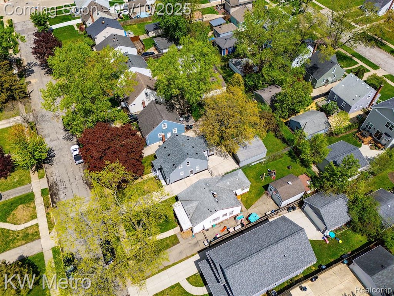 3110 Ellwood Ave in Berkley, MI Photo 36