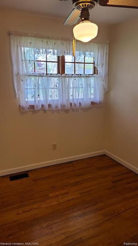 527 Rosemont Ave in Saline, MI Photo 11