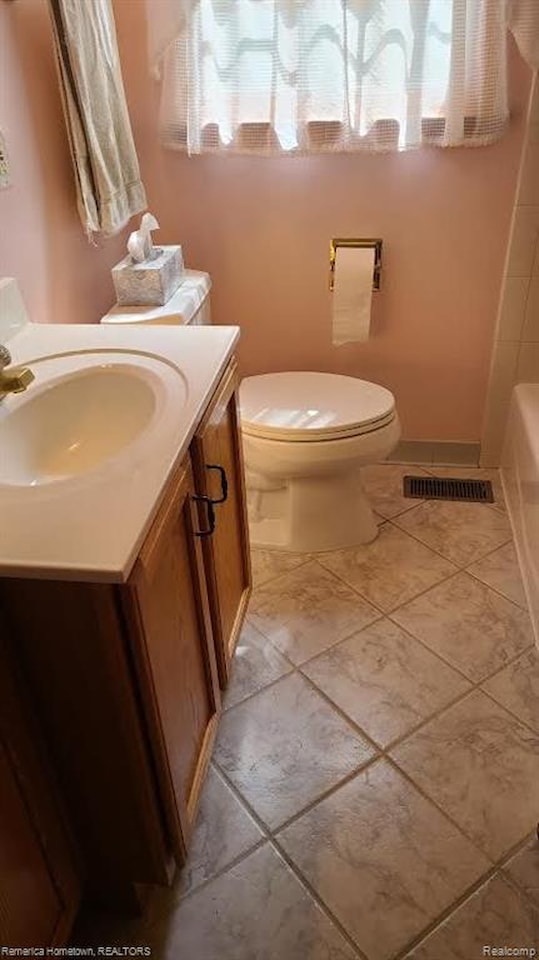 527 Rosemont Ave in Saline, MI Photo 12