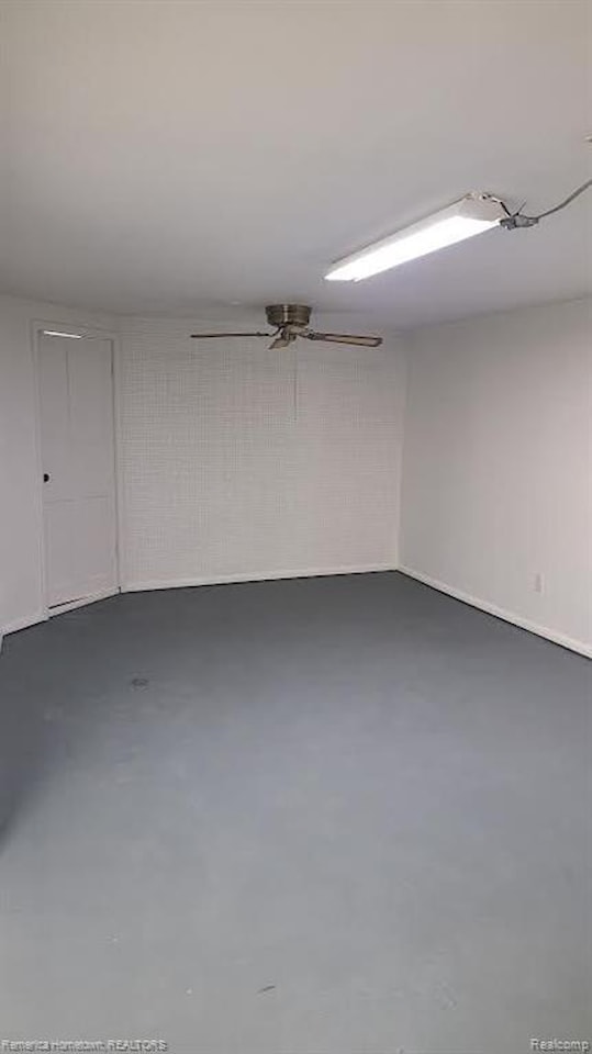 527 Rosemont Ave in Saline, MI Photo 14