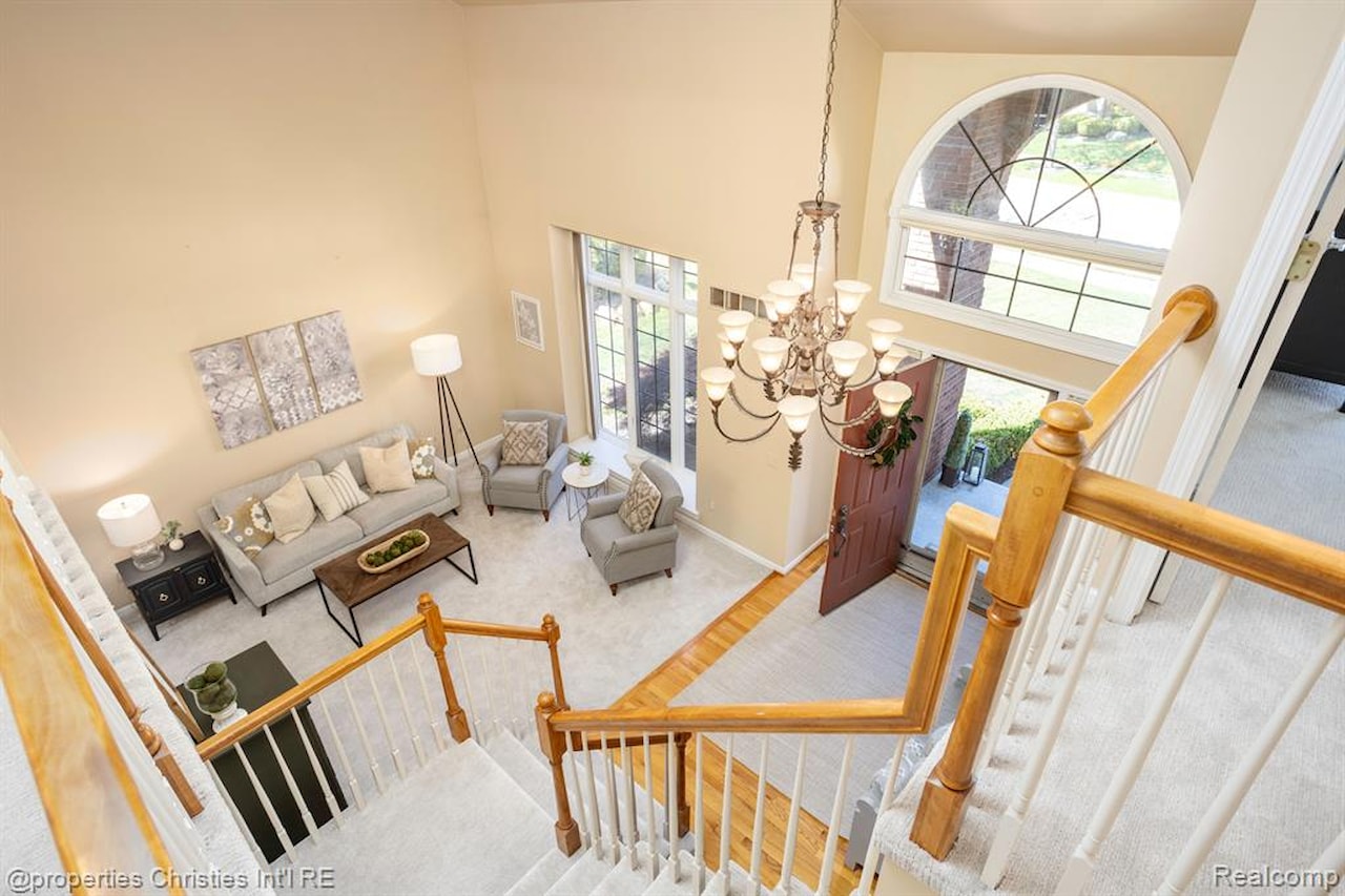 45571 Irvine Dr in Novi, MI Photo 30