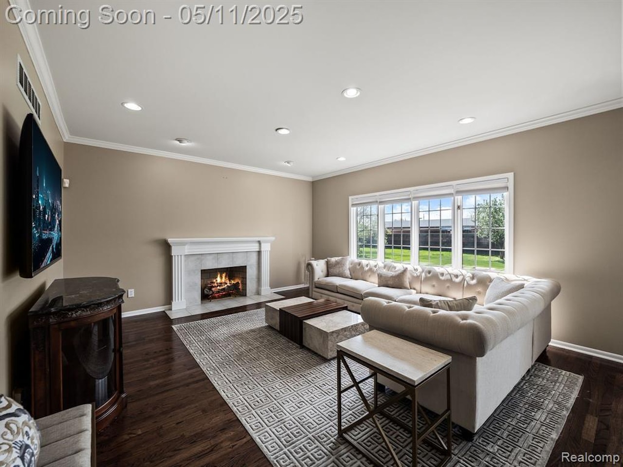 944 Brahms in Troy, MI Photo 6