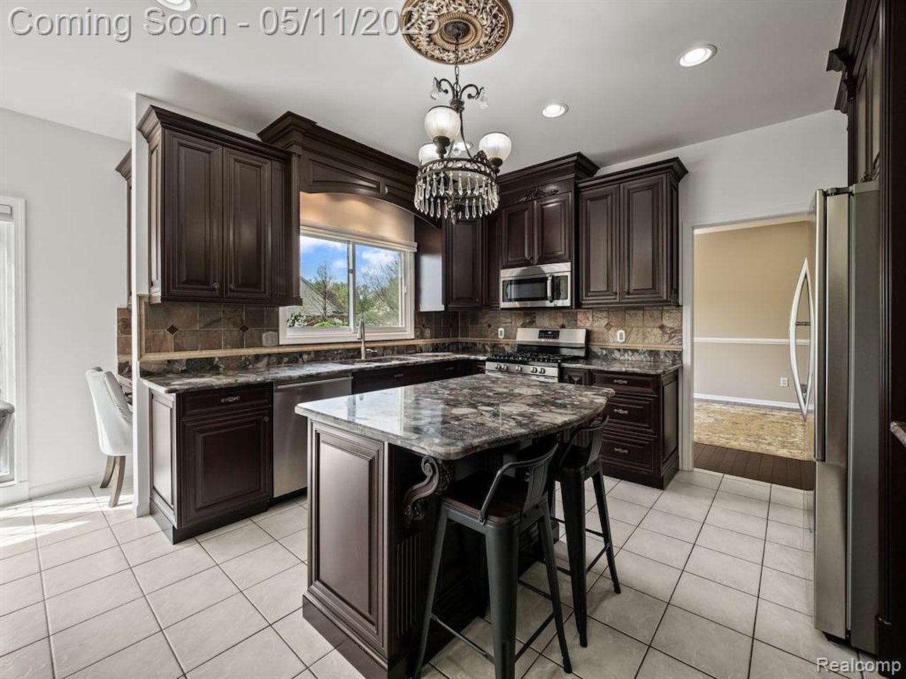 944 Brahms in Troy, MI Photo 14