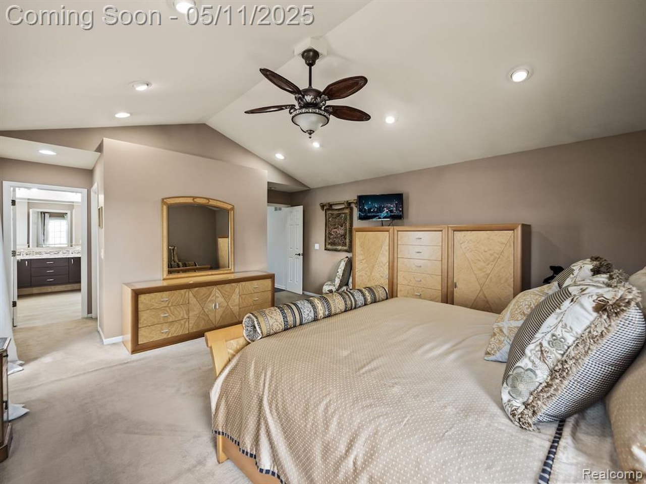 944 Brahms in Troy, MI Photo 21