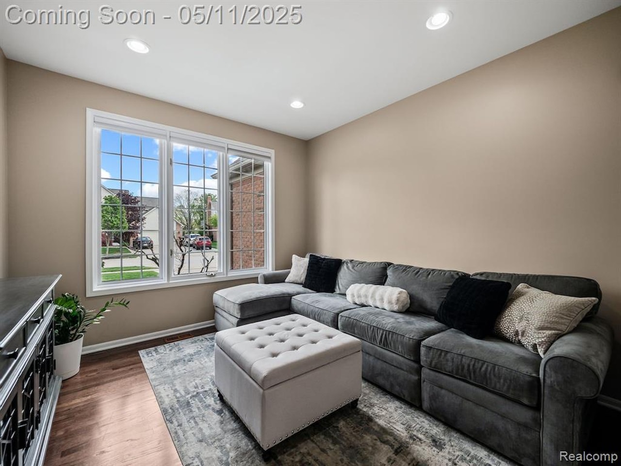944 Brahms in Troy, MI Photo 27