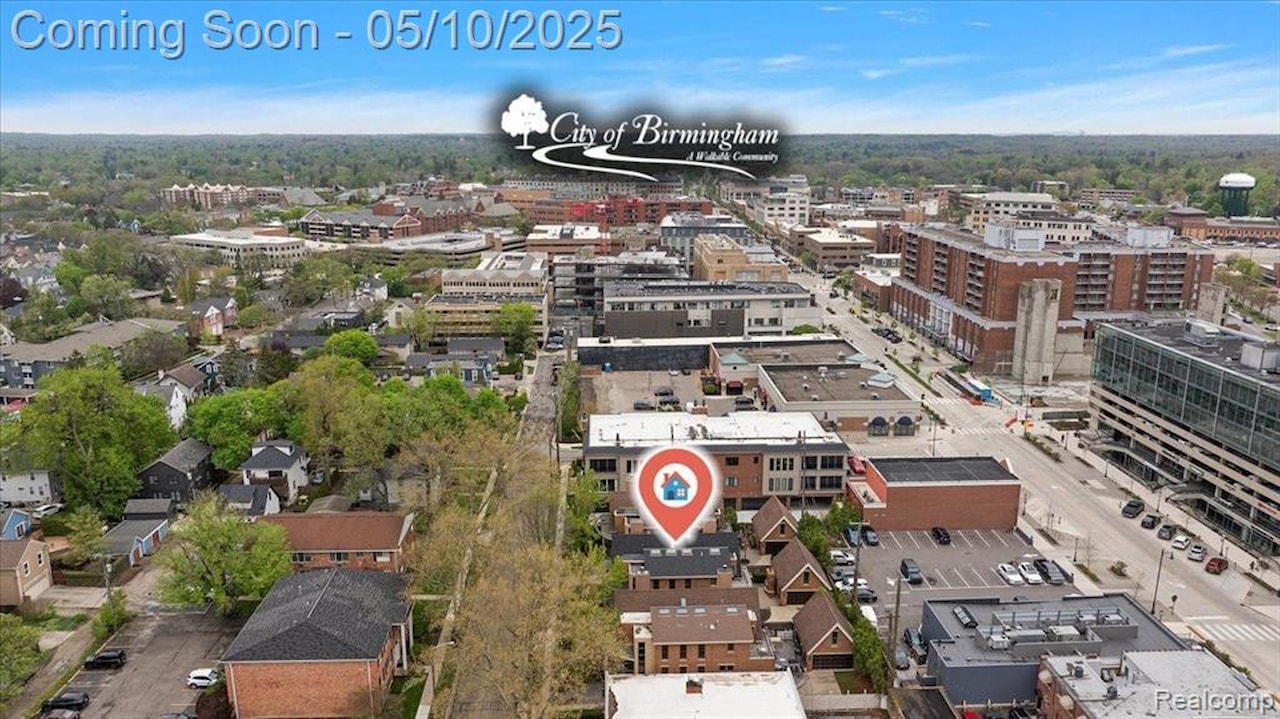 647 Ann St in Birmingham, MI Photo 2