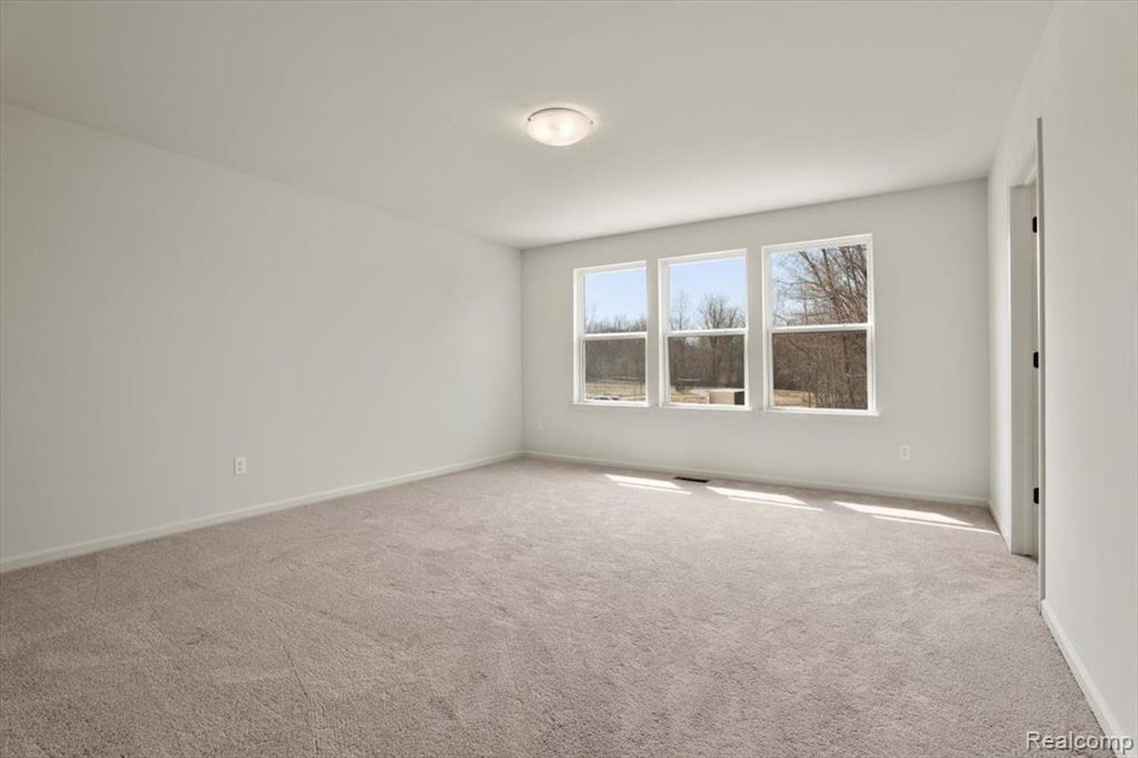 4897 Knollwood in Troy, MI Photo 27