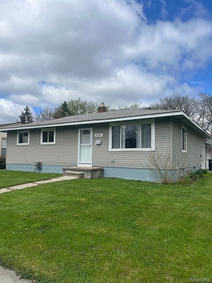 31124 Windsor St in Westland, MI
