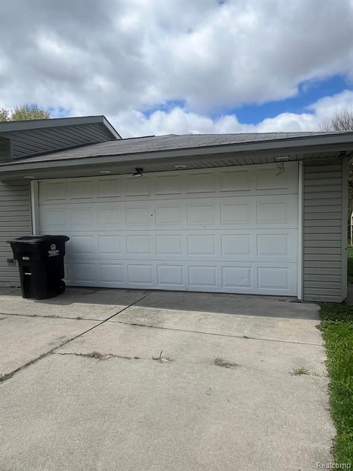 31124 Windsor St in Westland, MI Photo 20