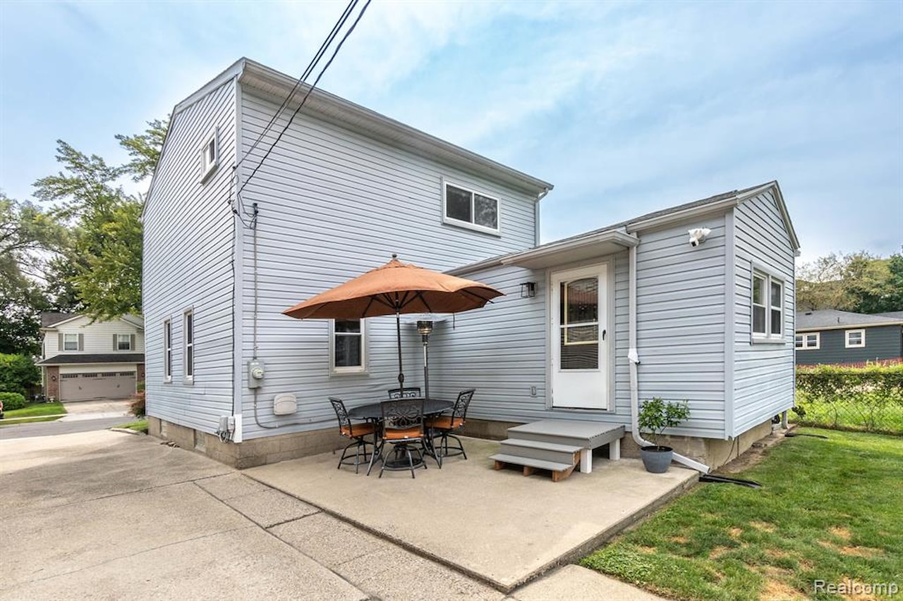 672 Jener Place in Plymouth, MI Photo 41