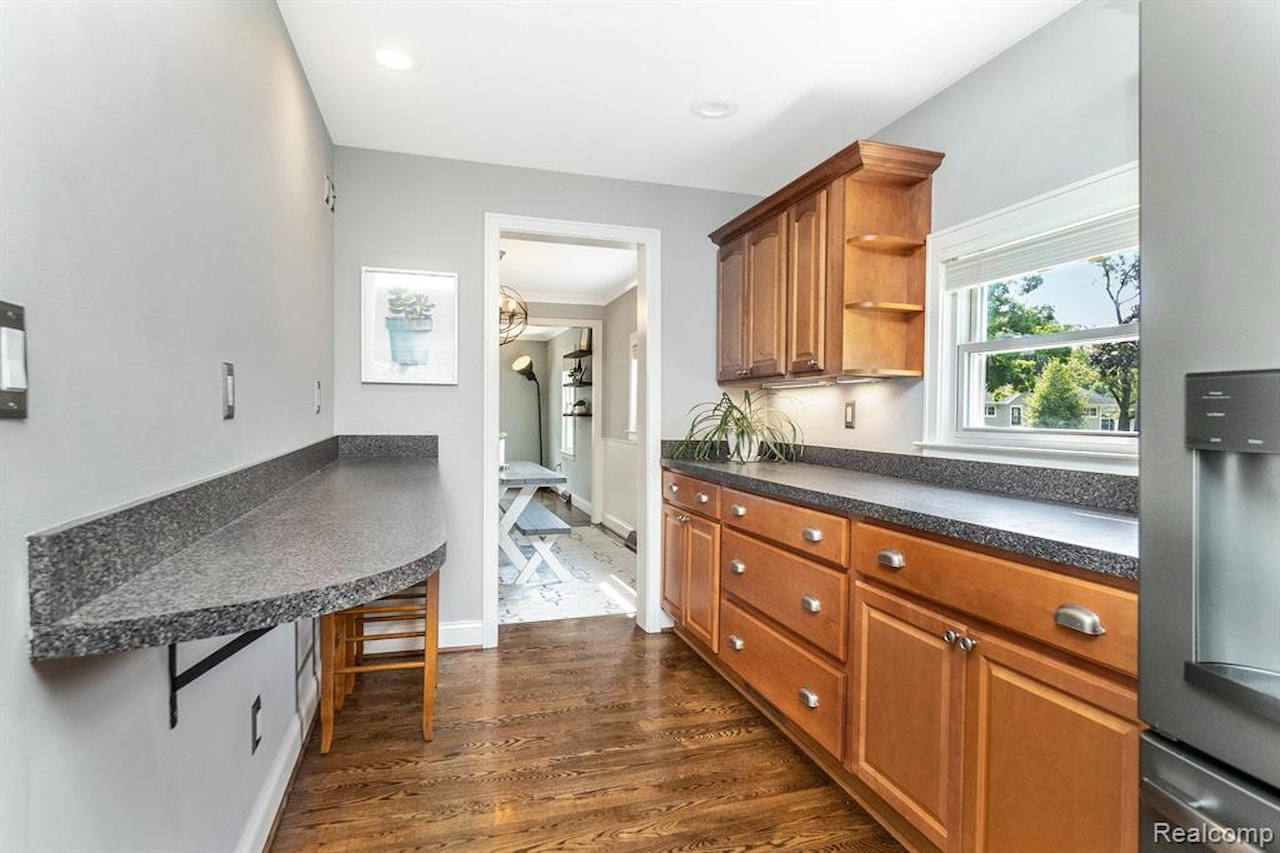 672 Jener Place in Plymouth, MI Photo 16