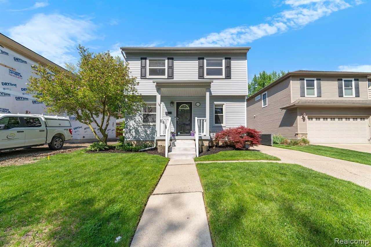 672 Jener Place in Plymouth, MI Photo 4