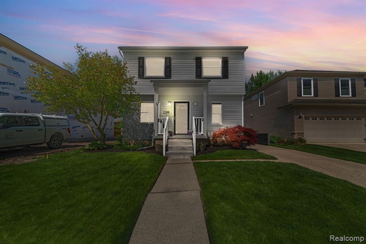 672 Jener Place in Plymouth, MI Photo 2
