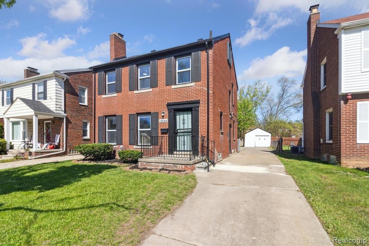 18644 Lauder St in Detroit, MI Photo 4