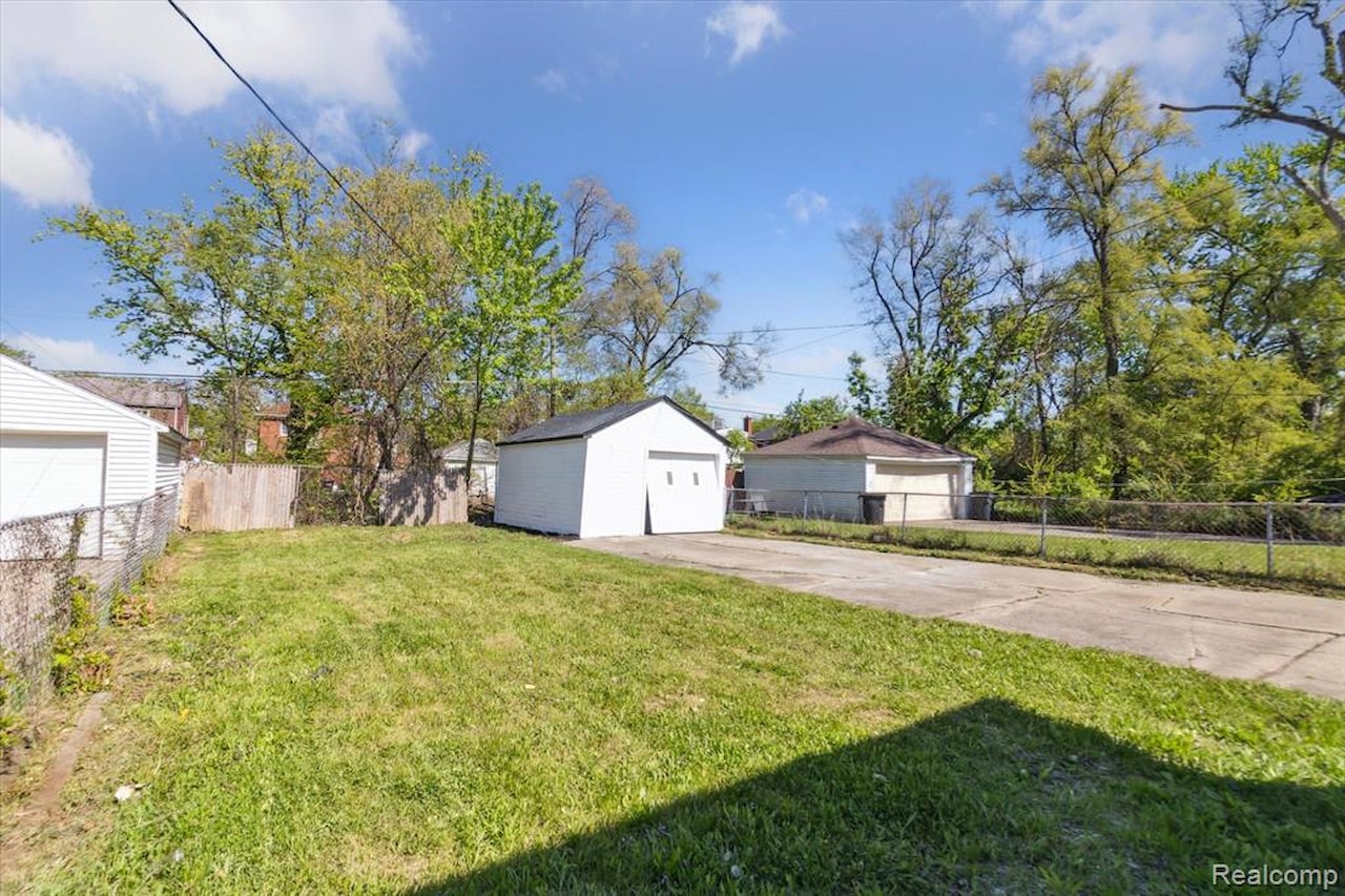 18644 Lauder St in Detroit, MI Photo 35