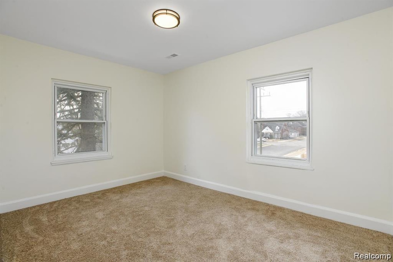 4303 Bedford St in Detroit, MI Photo 13