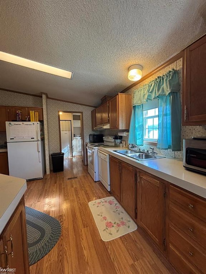279 Jacqualyn Dr in Lapeer, MI Photo 5