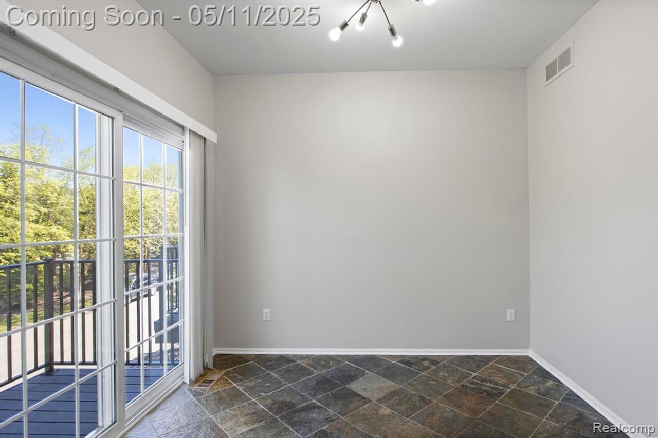 44771 Ellery Ln in Novi, MI Photo 13