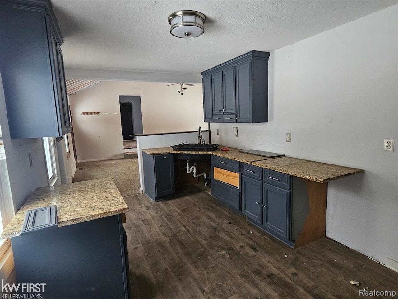 7415 Linden Rd in Tyrone Twp, MI Photo 7