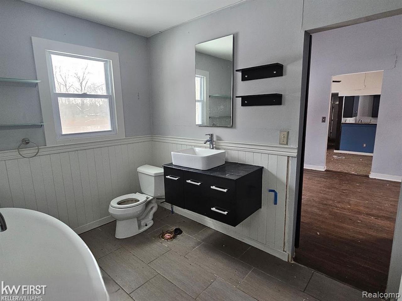 7415 Linden Rd in Tyrone Twp, MI Photo 14