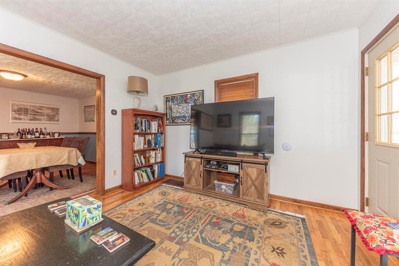 412 Wilkinson St in Chelsea, MI Photo 13