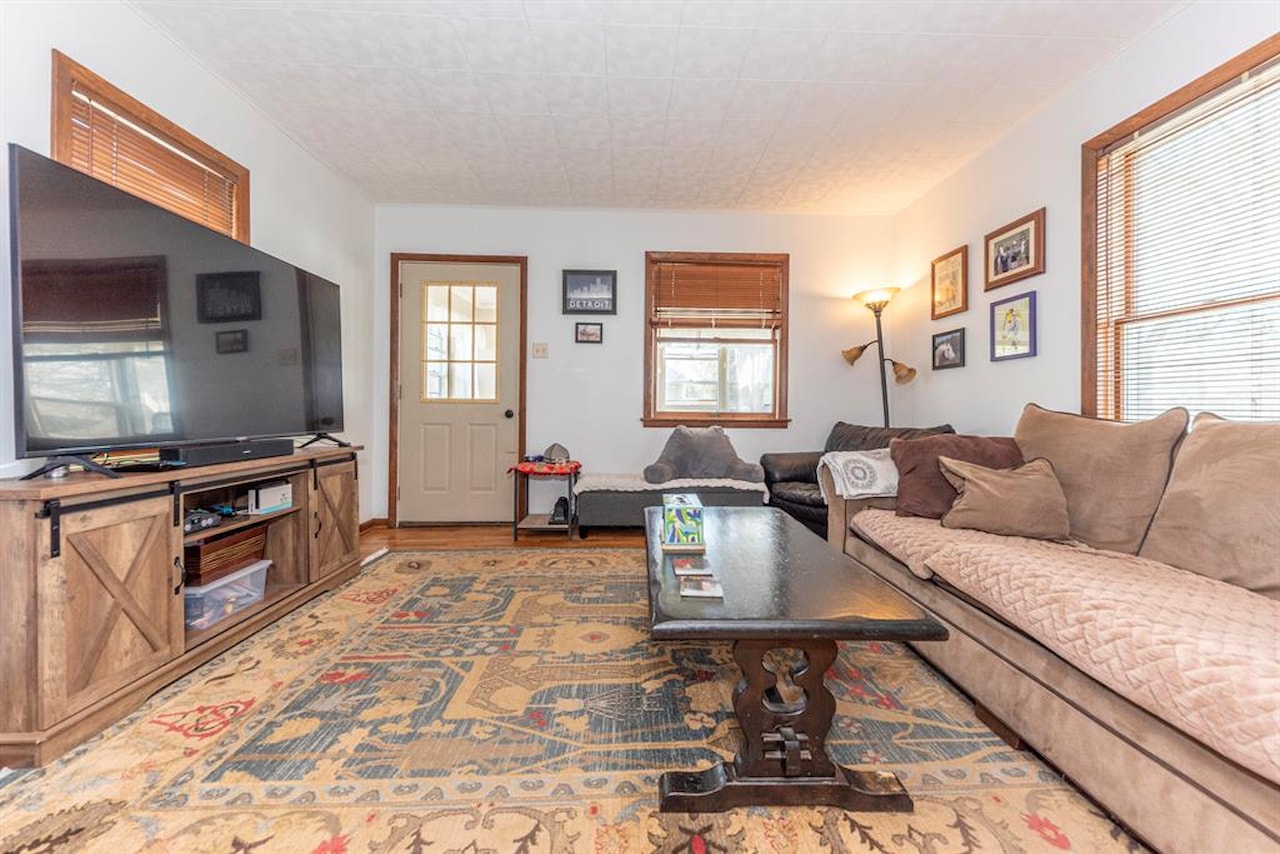 412 Wilkinson St in Chelsea, MI Photo 15
