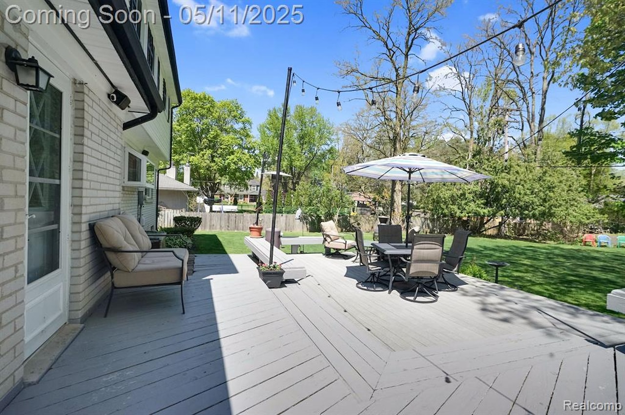 430 Chester Ct in South Lyon, MI Photo 15