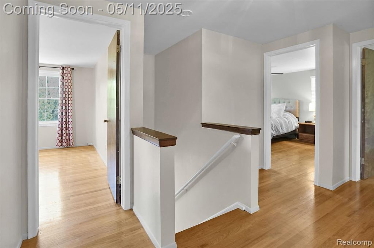 430 Chester Ct in South Lyon, MI Photo 32