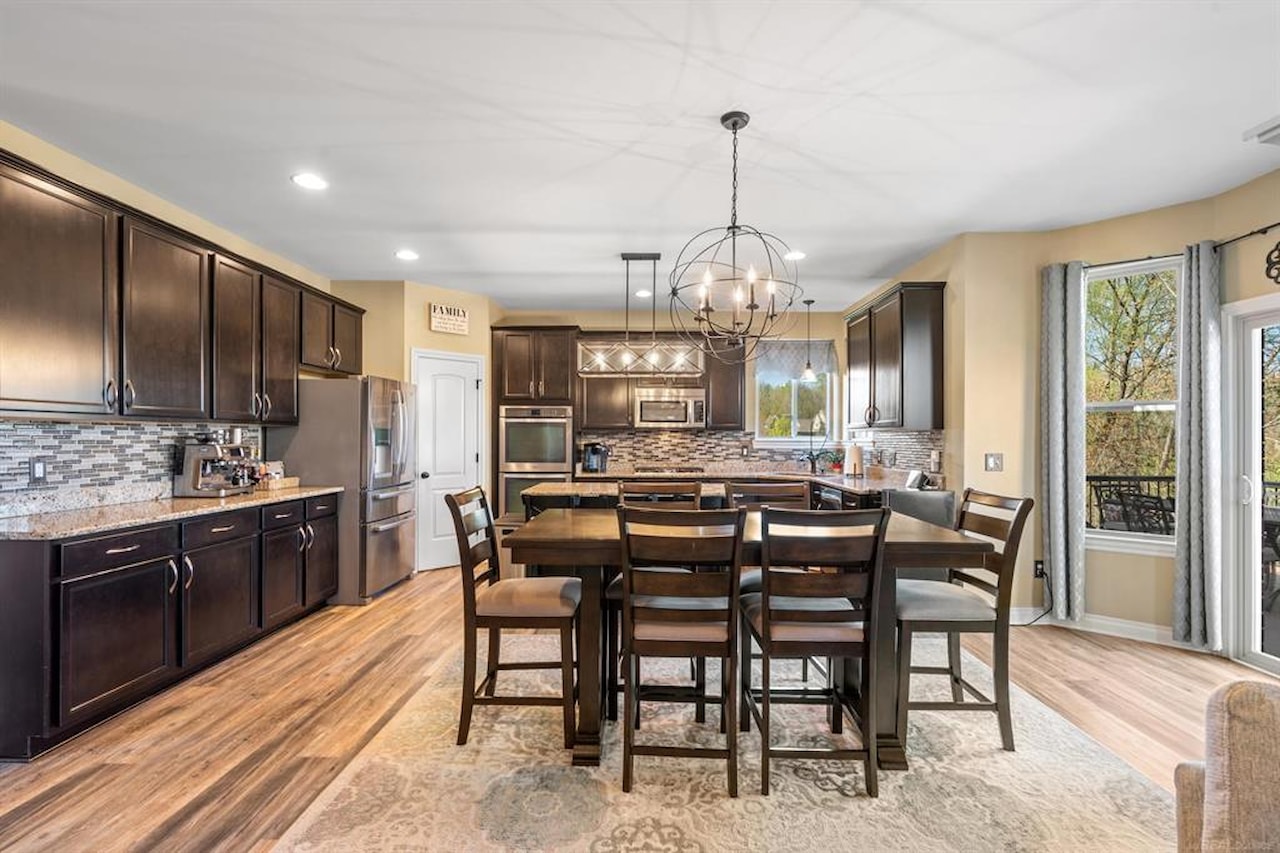 717 Dennison Ct in Oakland Twp, MI Photo 20