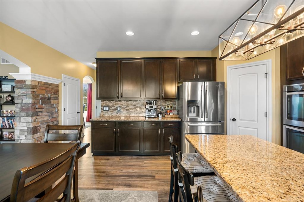 717 Dennison Ct in Oakland Twp, MI Photo 28