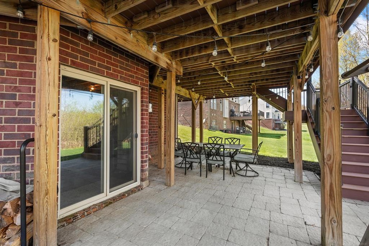 717 Dennison Ct in Oakland Twp, MI Photo 50