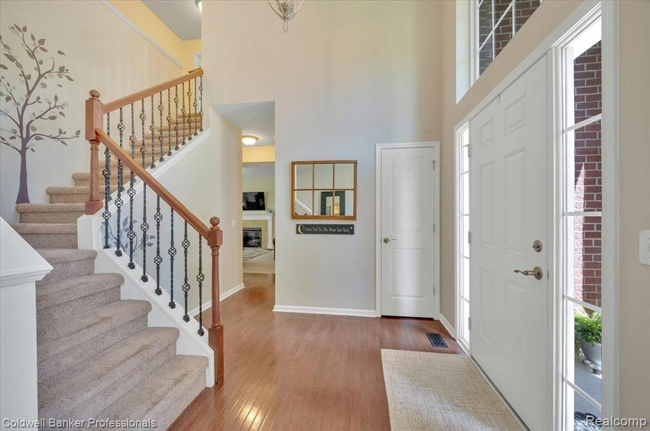 1060 Tinley Blvd in Oxford Twp, MI Photo 13
