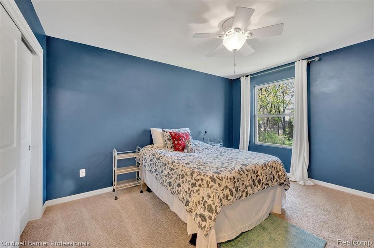 1060 Tinley Blvd in Oxford Twp, MI Photo 30