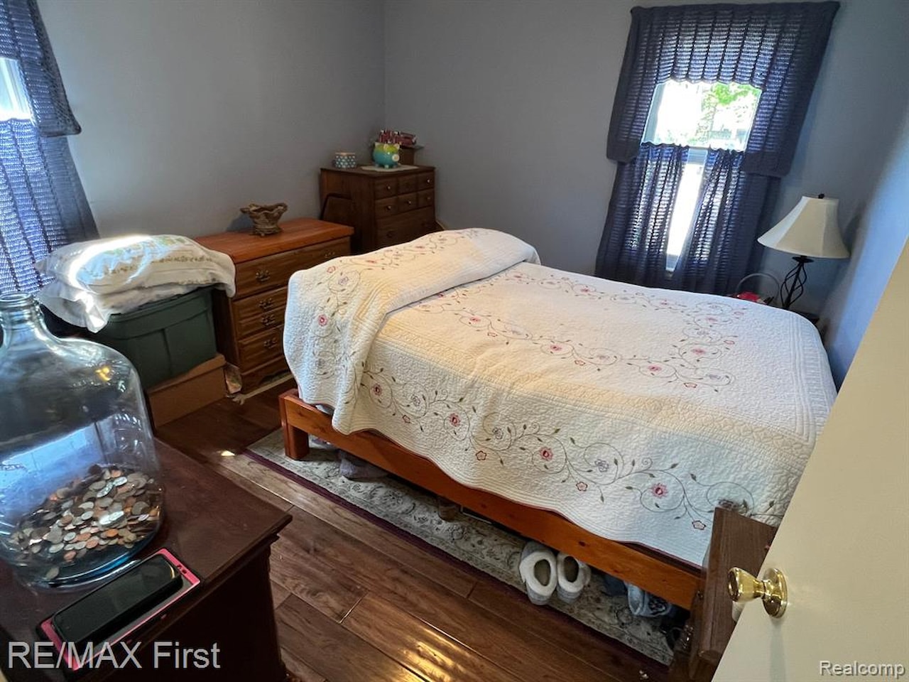 1452 E Madge Ave in Hazel Park, MI Photo 9
