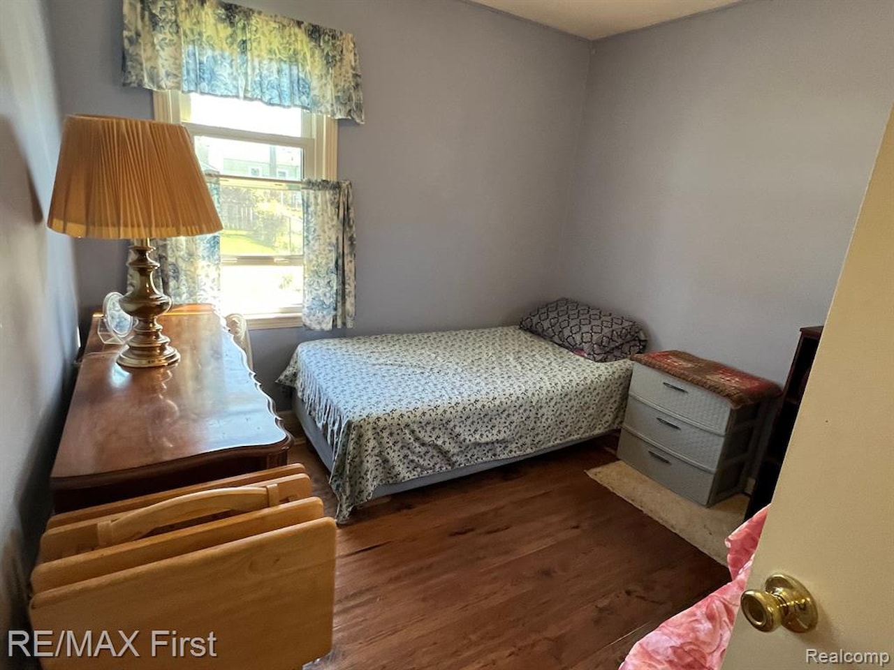 1452 E Madge Ave in Hazel Park, MI Photo 10
