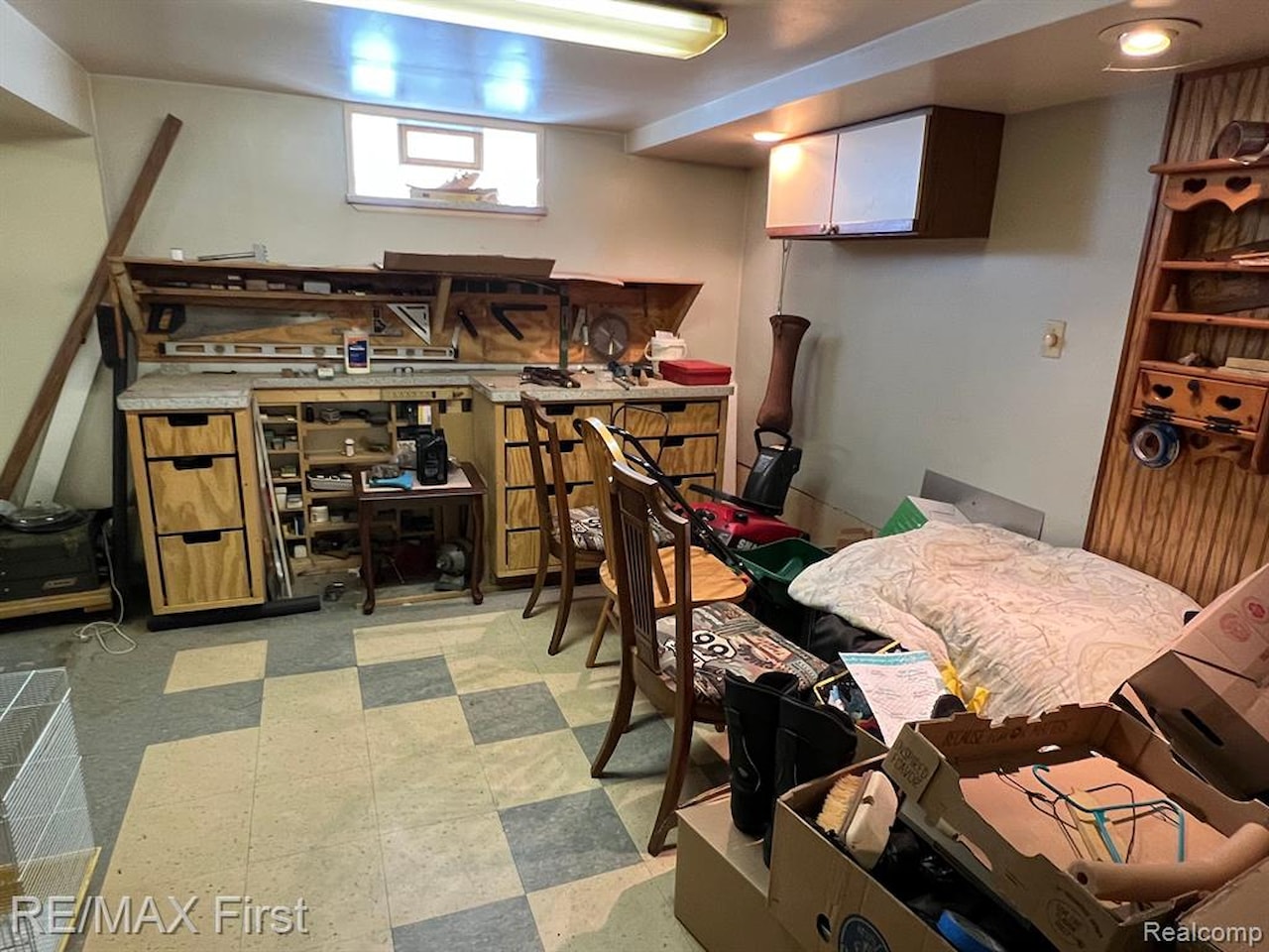 1452 E Madge Ave in Hazel Park, MI Photo 12