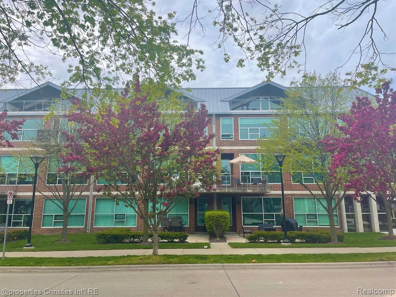 300 Hamilton St #Apt 105 in Plymouth, MI Photo 27
