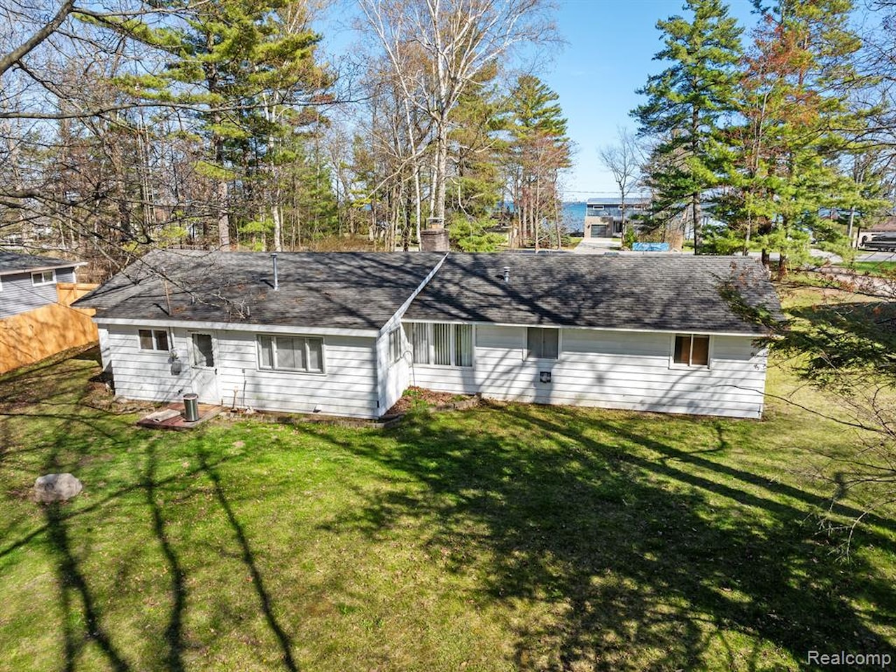 95 N Huron Rd in Whitney Twp, MI