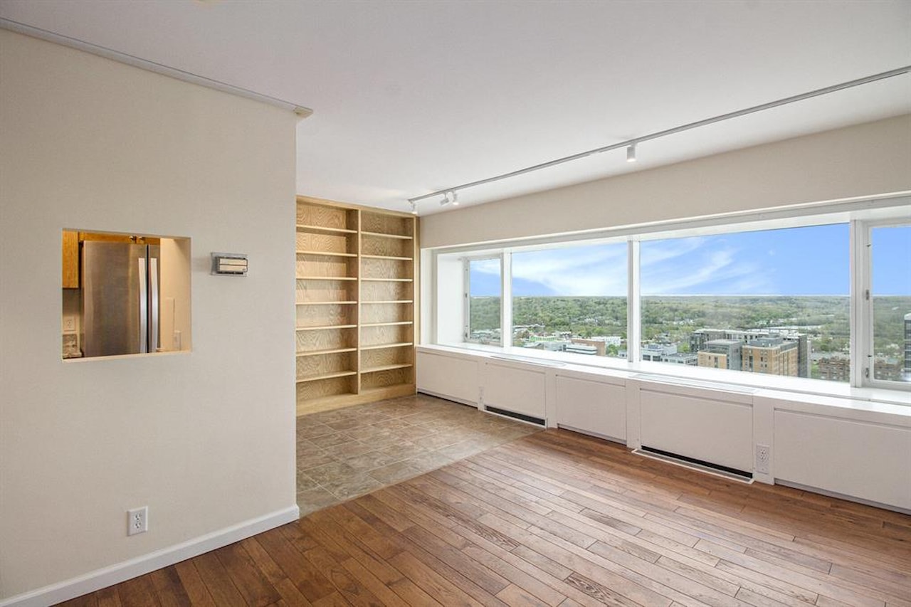 555 E William St #25I in Ann Arbor, MI