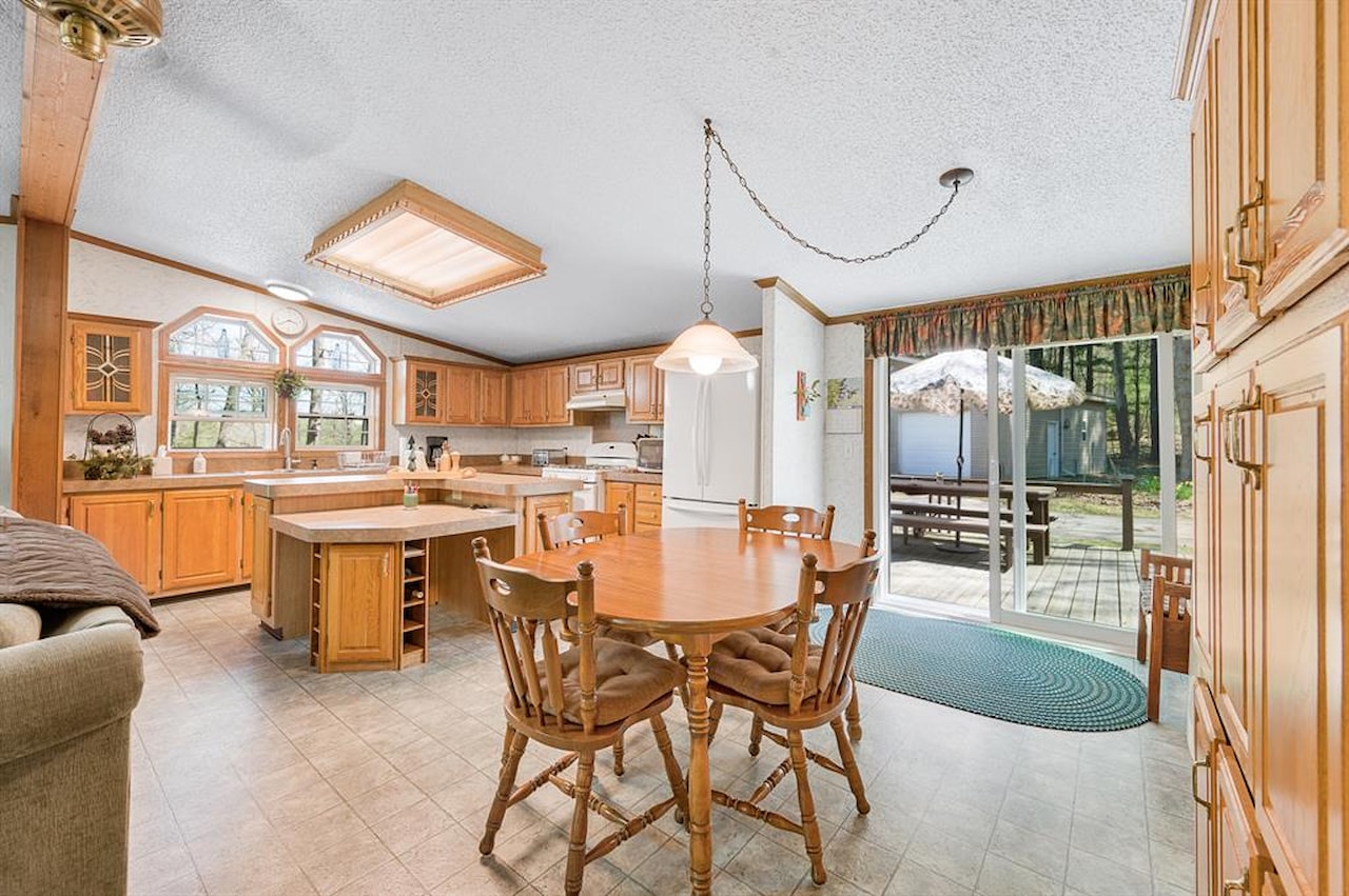 19251 Indian Dr in Green Twp, MI Photo 11